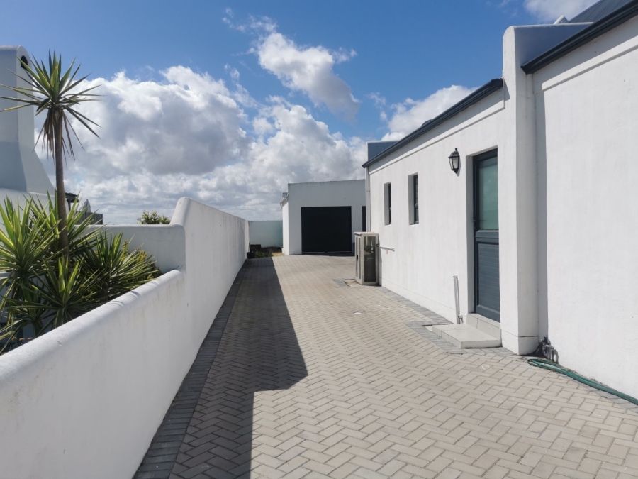 3 Bedroom Property for Sale in Dwarskersbos Western Cape